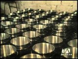 Artesanos dicen que su producción de ollas de aluminio disminuyó