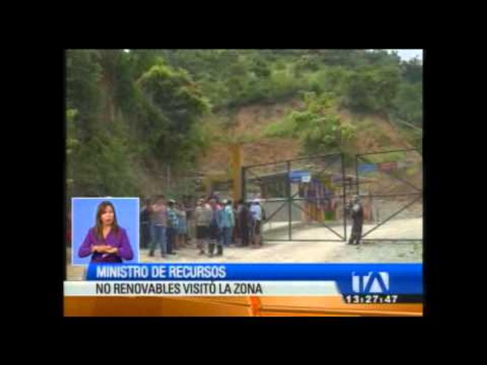 Los 64 trabajadores que quedaron atrapados en u...