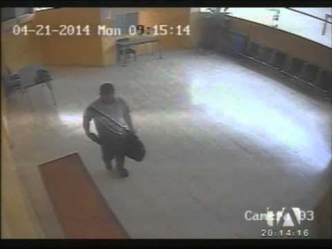 Dos sujetos roban más de 60 tablets en universidad de Guayaquil