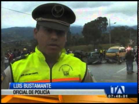 Un muerto y un heridos deja un accidente de tránsito en la vía Loja-Cuenca