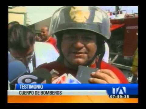 Incendio consume un almacén de plásticos en Cuenca