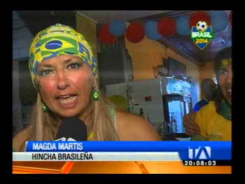 Hinchas brasileños alentaron a su selección desde Quito