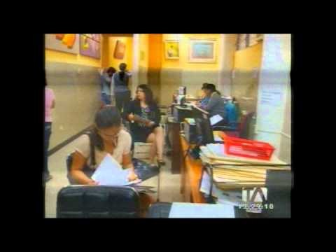 23 notarios son suspendidos por no entregar facturas