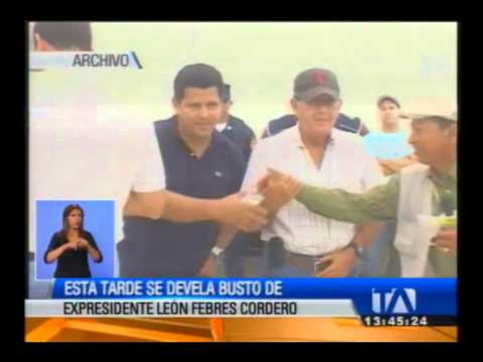 Busto de León Febres-Cordero