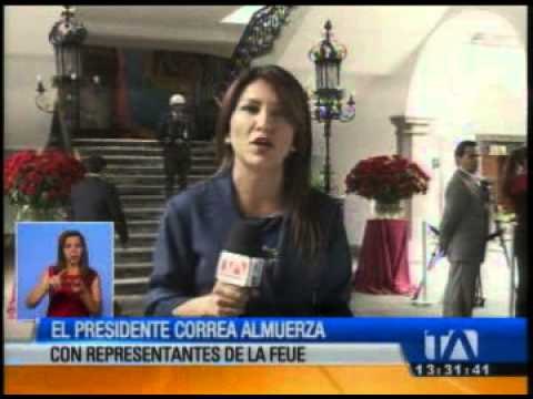 Presidente Correa almuerza con representantes estudiantiles