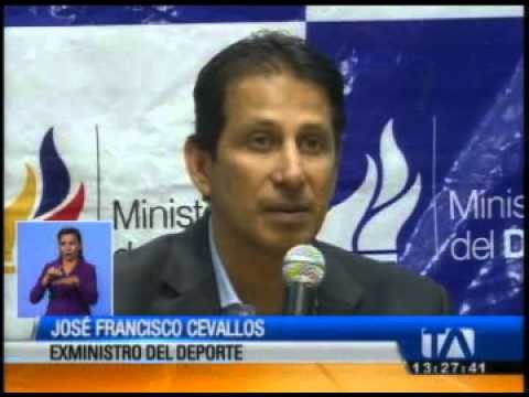 José Francisco Cevallos renuncia al Ministerio del Deporte