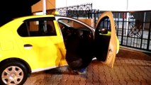 Elektroşokla taksi gasp eden kadın adliyeye sevk edildi