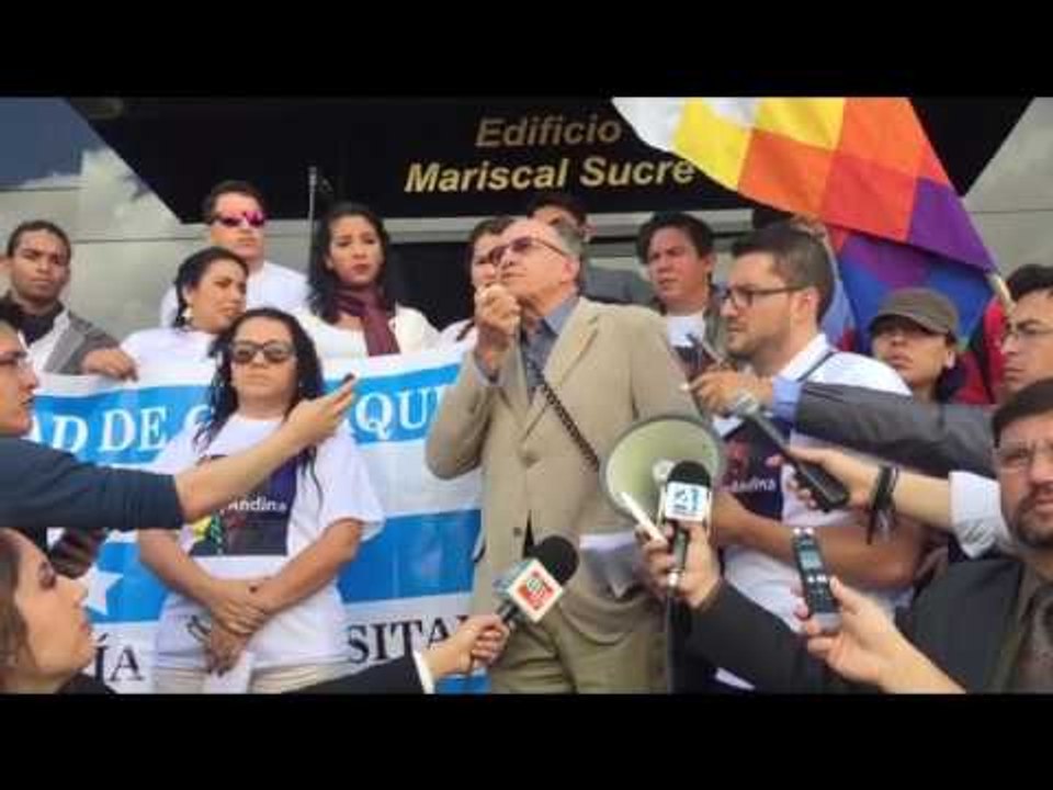 Universidad Andina marcha en defensa de la autonomía