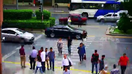 Emniyet'ten 'Öncelik Hayatın, Öncelik Yayanın' videosu