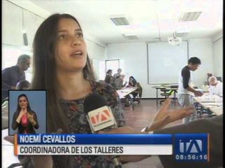 Se dictan talleres de ilustración de la vida silvestre en la PUCE