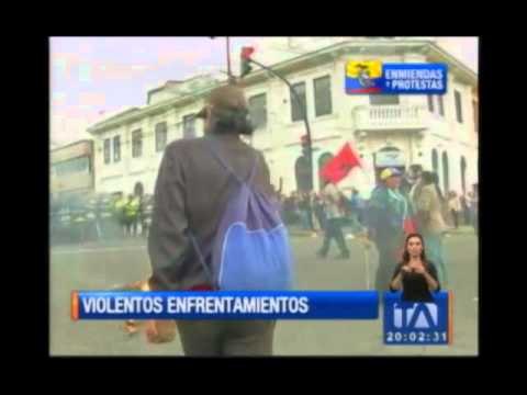 Violentos enfrentamientos en las afueras de la Asamblea Nacional