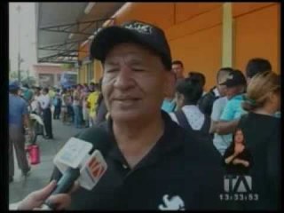 Download Video: Hinchas amarillos ya hacen fila para comprar las entradas para el Clásico - Teleamazonas