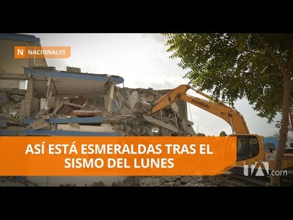 Continúan las operaciones de remoción de escombros en Esmeraldas - Teleamazonas