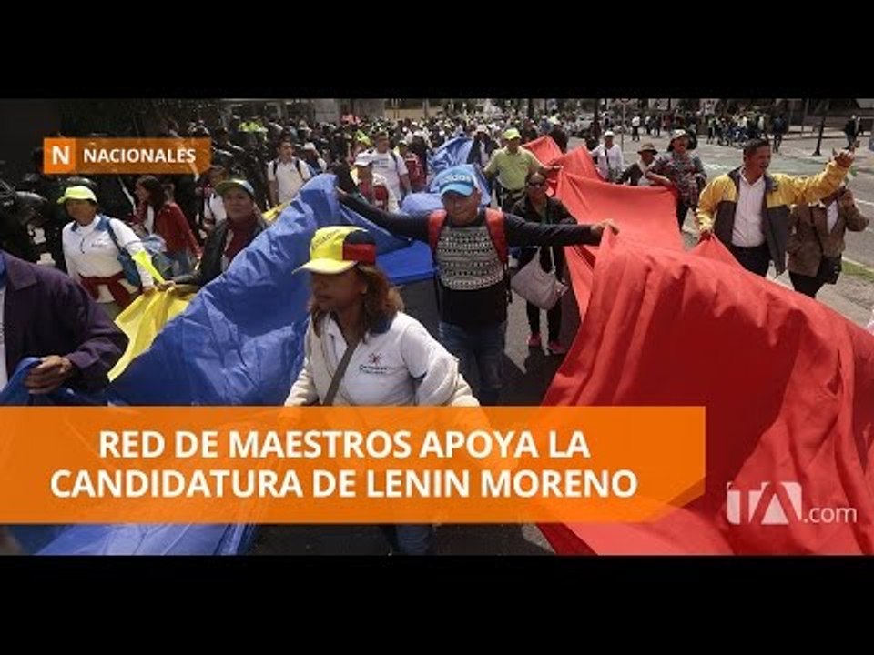 Red de Maestros hace un plantón para apoyar a Moreno - Teleamazonas