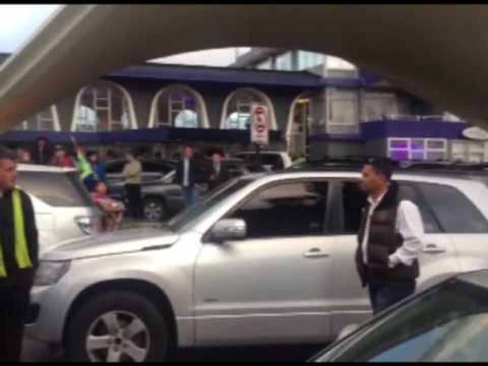 Se registraron roces entre simpatizantes de CREO y AP en el Hotel Quito