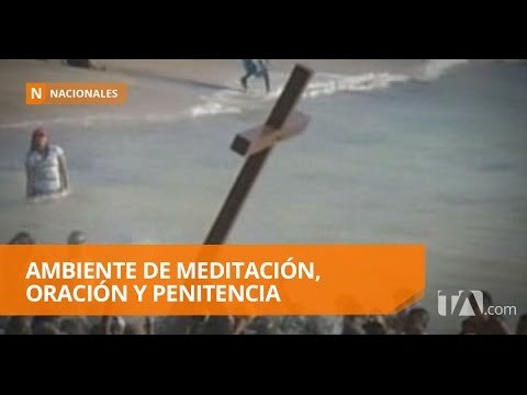 Fieles celebraron el ‘Baño de la Cruz’ en Santa Elena - Teleamazonas