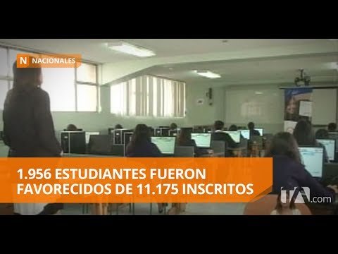 Realizan sorteo para asignar cupos en colegios municipales de Quito - Teleamazonas