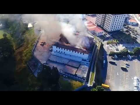 Incendio en colegio María de Nazaret, visto desde el aire