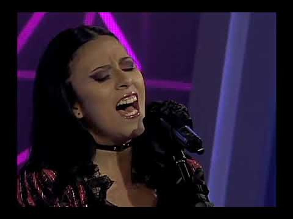 Yo Me Llamo Ecuador - Amy Lee - "Call me when you're sober" - Gala 9 - #YMLL4