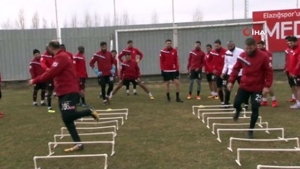 22 transferle gündem olan Elazığspor'da hedef düşme hattından kurtulmak