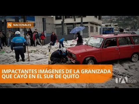 Varios vehículos, atrapados por las fuertes lluvias - Teleamazonas