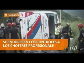 Скачать видео: Gobierno dispone duras medidas para frenar mortales accidentes - Teleamazonas