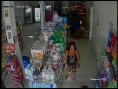 Ladronas se llevaron productos escondidos entre su ropa