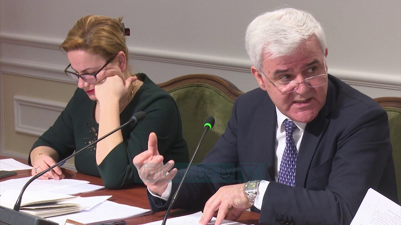 Shumica voton rregulloren, PD:Vendos Këshilli jo Komisioni i Ligjeve - News, Lajme - Vizion Plus
