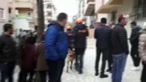 Kartal'da çöken bina enkazında AFAD eğitimli köpeklerle arama yapıyor