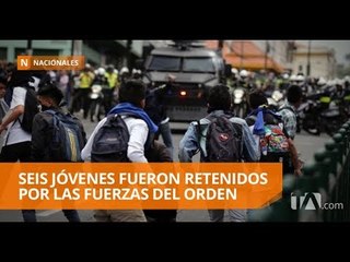 Tải video: Fuertes protestas en el colegio Mejía dejan 10 policías heridos - Teleamazonas