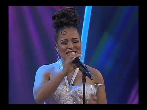 GALA 40 YMLL5 - Selena