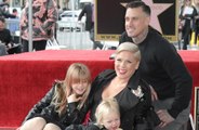 Pink ha ringraziato la sua famiglia durante la consegna della stella sulla Walk of Fame