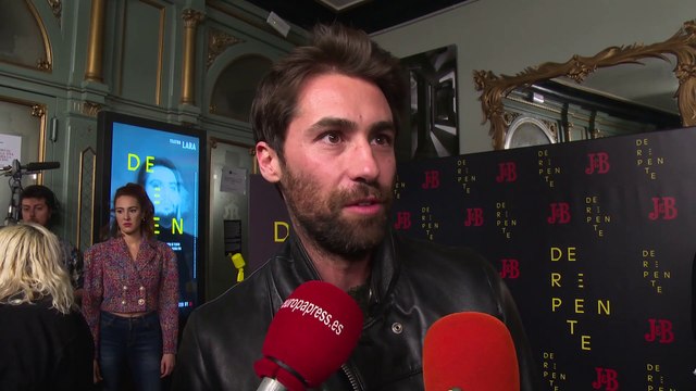 El diseñador Juan Vidal desvela el proceso para vestir a Rosalía en los Goya