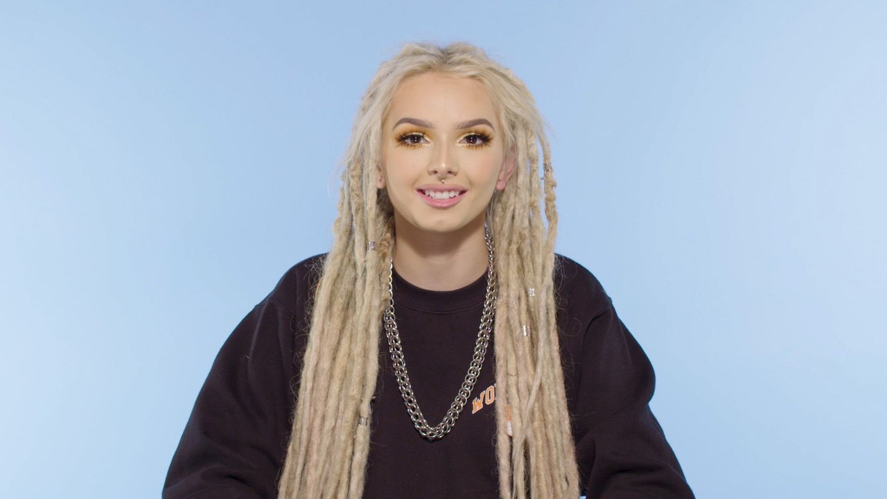Zhavia Sings Katy Perry, Rihanna, and More 2000s Music | Lyric Challenge