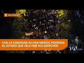 Скачать видео: Miles de mujeres marcharon para que se respeten sus derechos - Teleamazonas