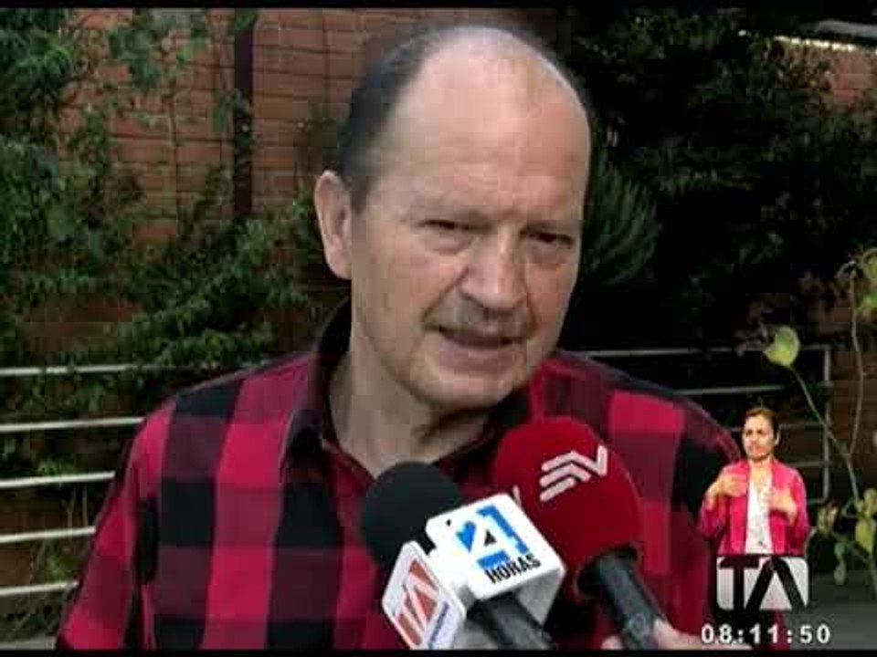 Oficial de policía de alto rango es acusado de cobros indebidos -Teleamazonas