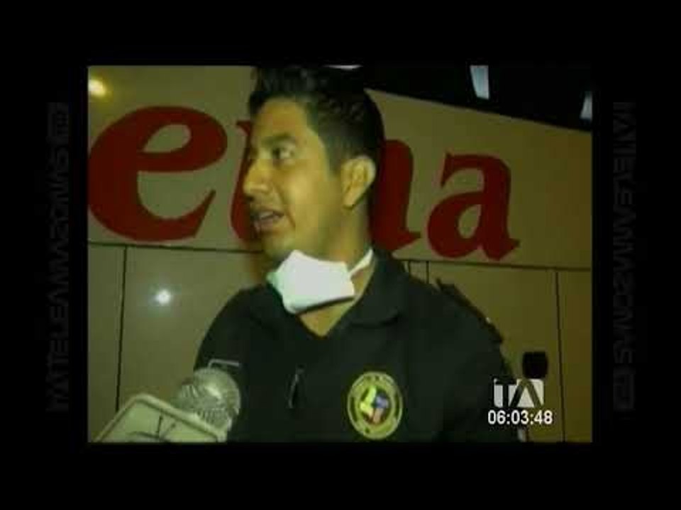 Bus interprovincial chocó contra auto pequeño