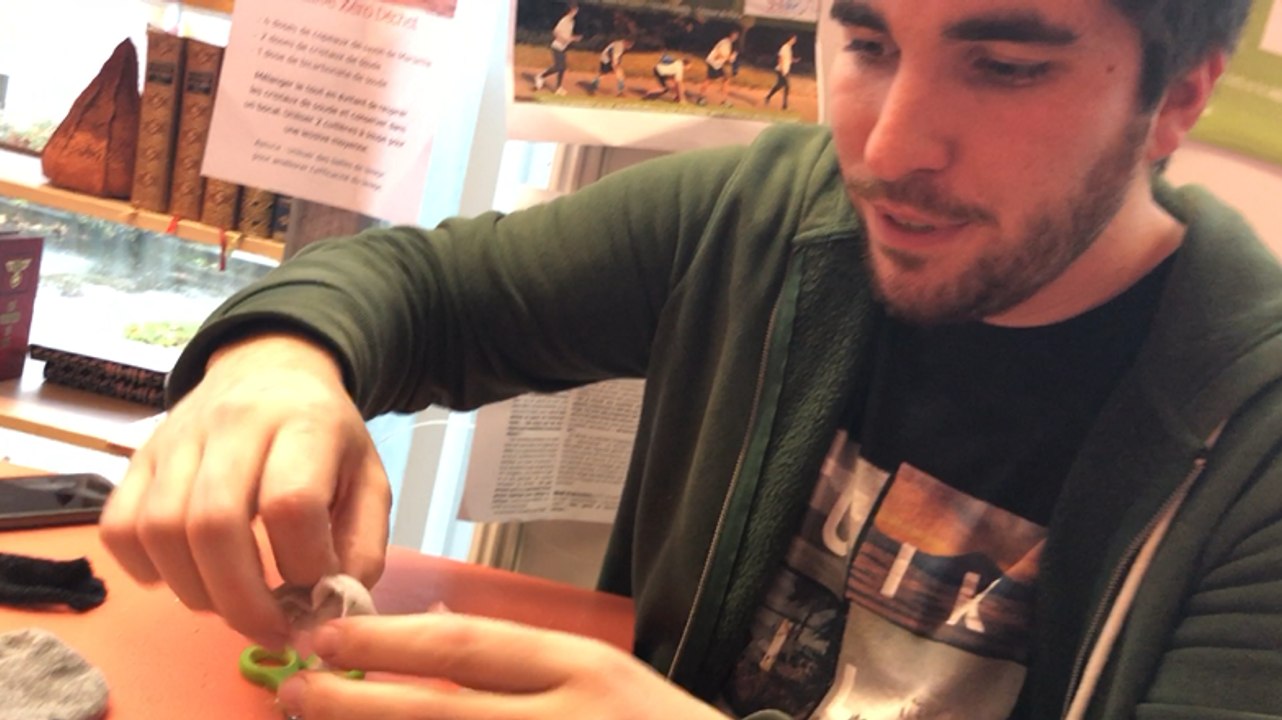 Économie circulaire: fabriquer ses éponges et son dentifrice soi-même