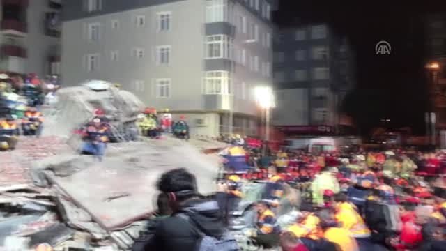 Kartal'da Bina Çöktü - Kurtarma Ekiplerinin Çalışması (Yayın Yasaklı) (2)