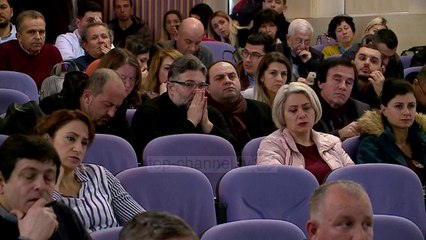 Mbyllet greva në Universitet. Pedagogët vendosin të rikthehen në mësim