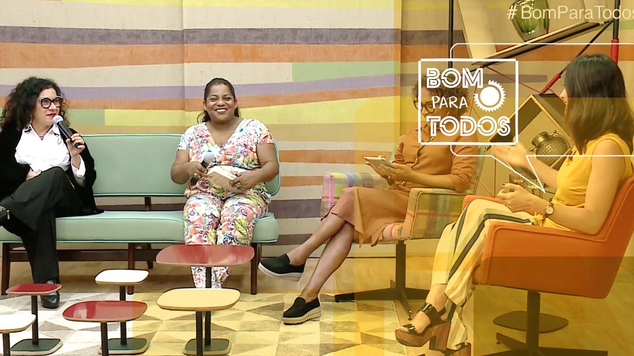 Segundo o IBGE, 57,3 milhoes de lares são chefiados por mulheres.