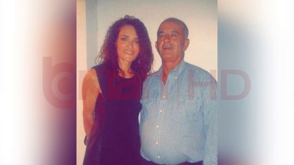 Burri mbyt me duar gruan, me pas tenton vetevrasjen