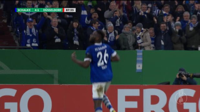 Schalke stroll into DFB Pokal quarter-finals