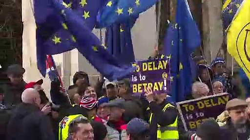 Juncker defende ‘backstop’