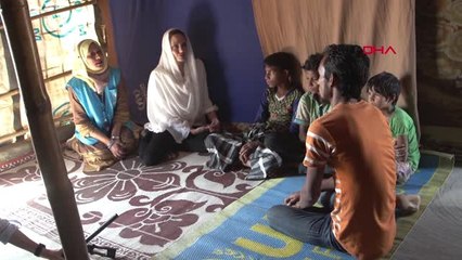 Dha Dış - Angelina Jolie'nin Bangladeş'te Arakanlı Mültecilerin Bulunduğu Kampı Ziyaretinin...