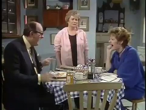 FRESH FIELDS - S04E05 - Takes Two to Tango