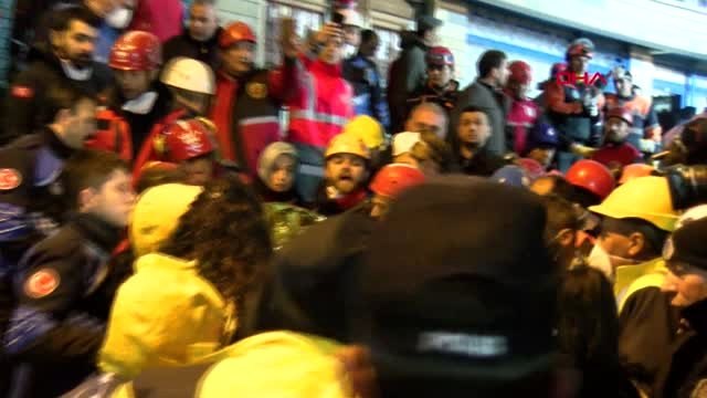 Kartal'da Bir Kişi Daha Enkaz Altından Çıkarıldı