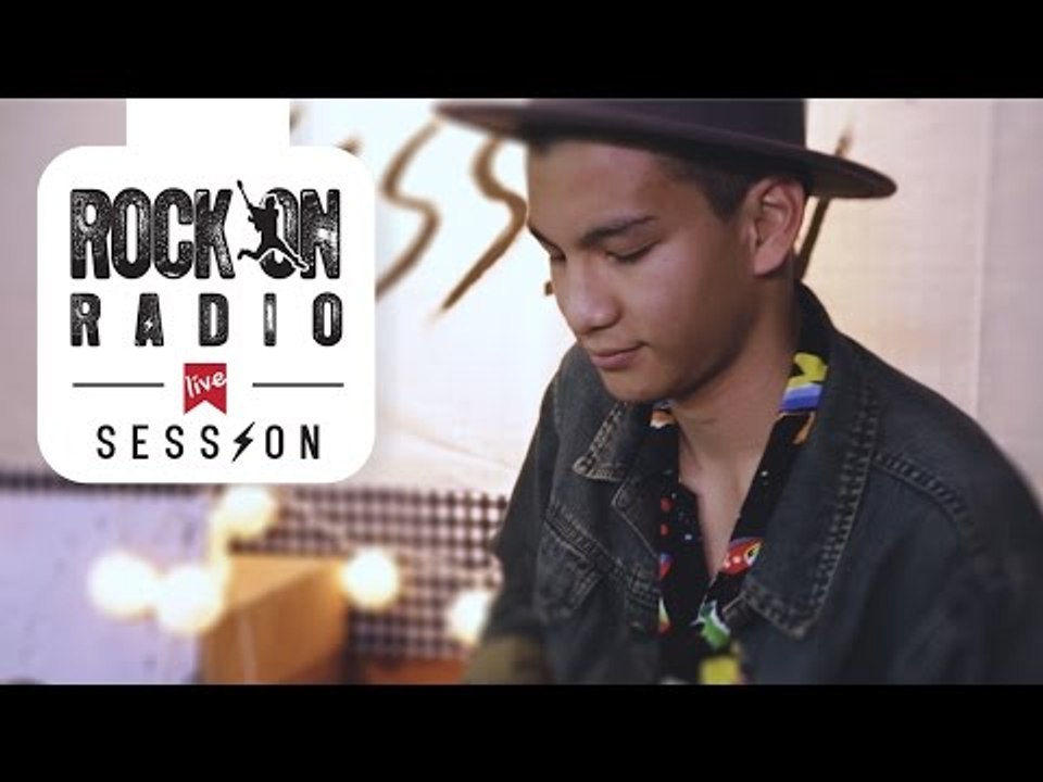 Phum Viphurit (ภูมิ วิภูริศ) - Pumped up kicks (Cover of Foster The People) l Rock On Live Session