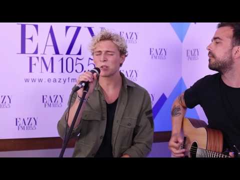 Naked Acoustic - Christopher | Eazy FM