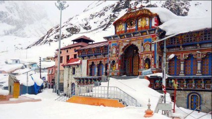 下载视频: Uttarakhand : Badrinath receives fresh snowfall in Chamoli District, WATCH Video | Oneindia News